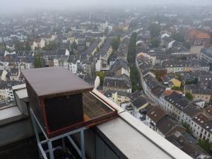 NABU-Wanderfalkenkasten auf dem Stadthaus in Bonn