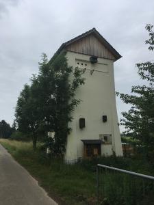 NABU-Artenschutzturm in Swittal-Ludendorf